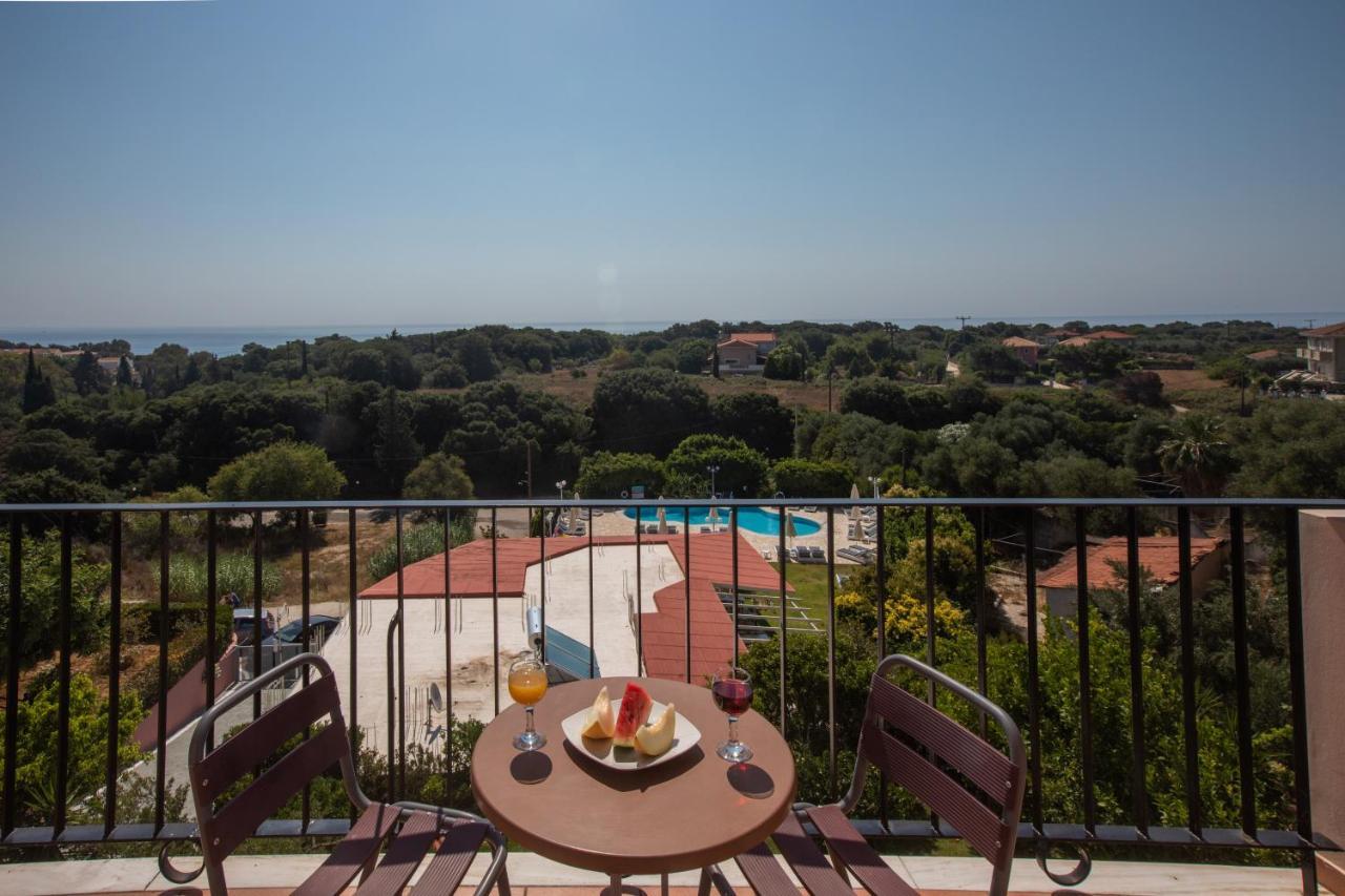 Pelagos Apartments Skala  エクステリア 写真
