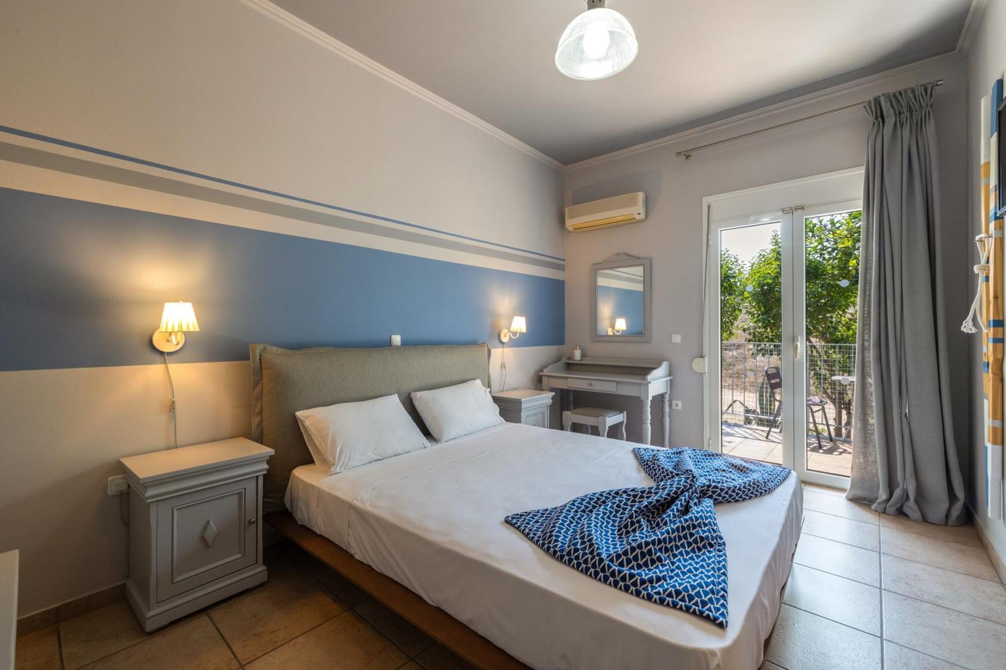 Pelagos Apartments Skala  エクステリア 写真
