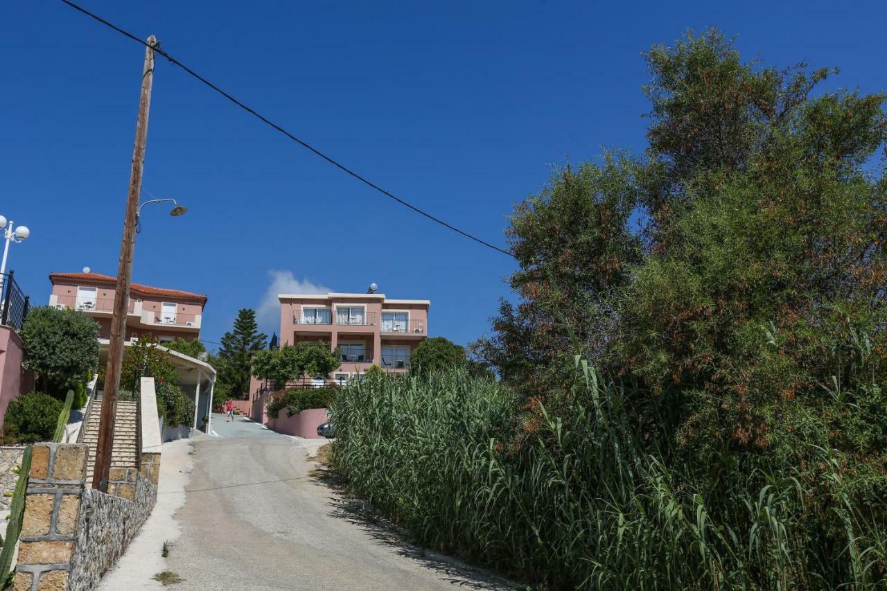 Pelagos Apartments Skala  エクステリア 写真