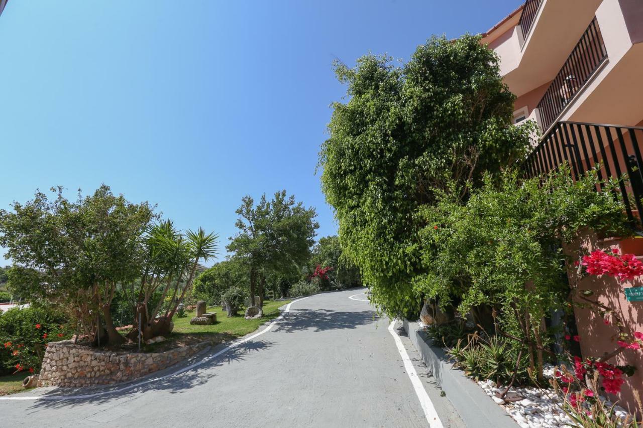 Pelagos Apartments Skala  エクステリア 写真