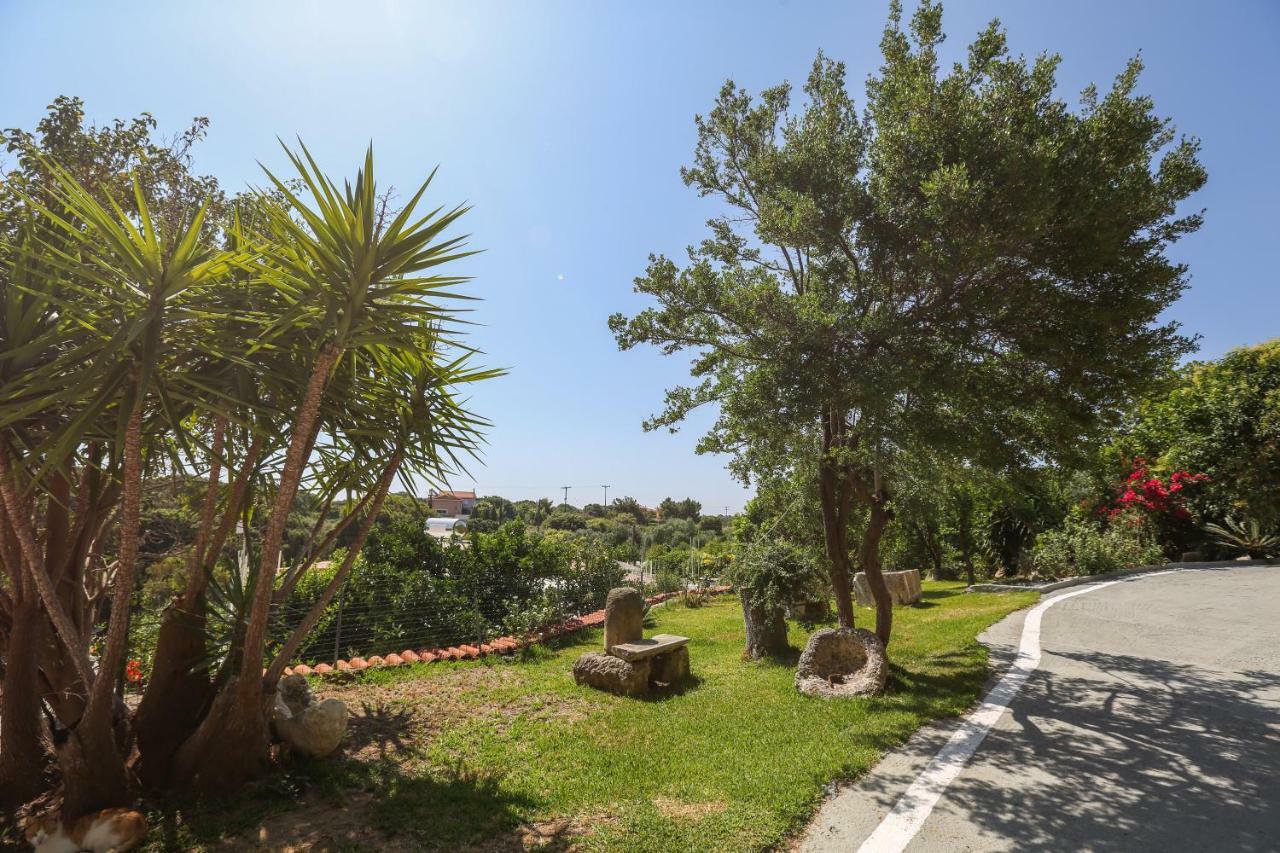 Pelagos Apartments Skala  エクステリア 写真