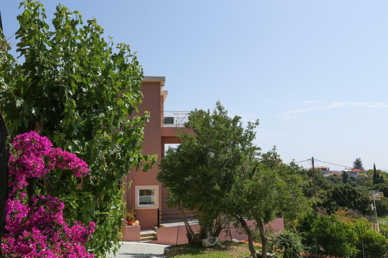 Pelagos Apartments Skala  エクステリア 写真