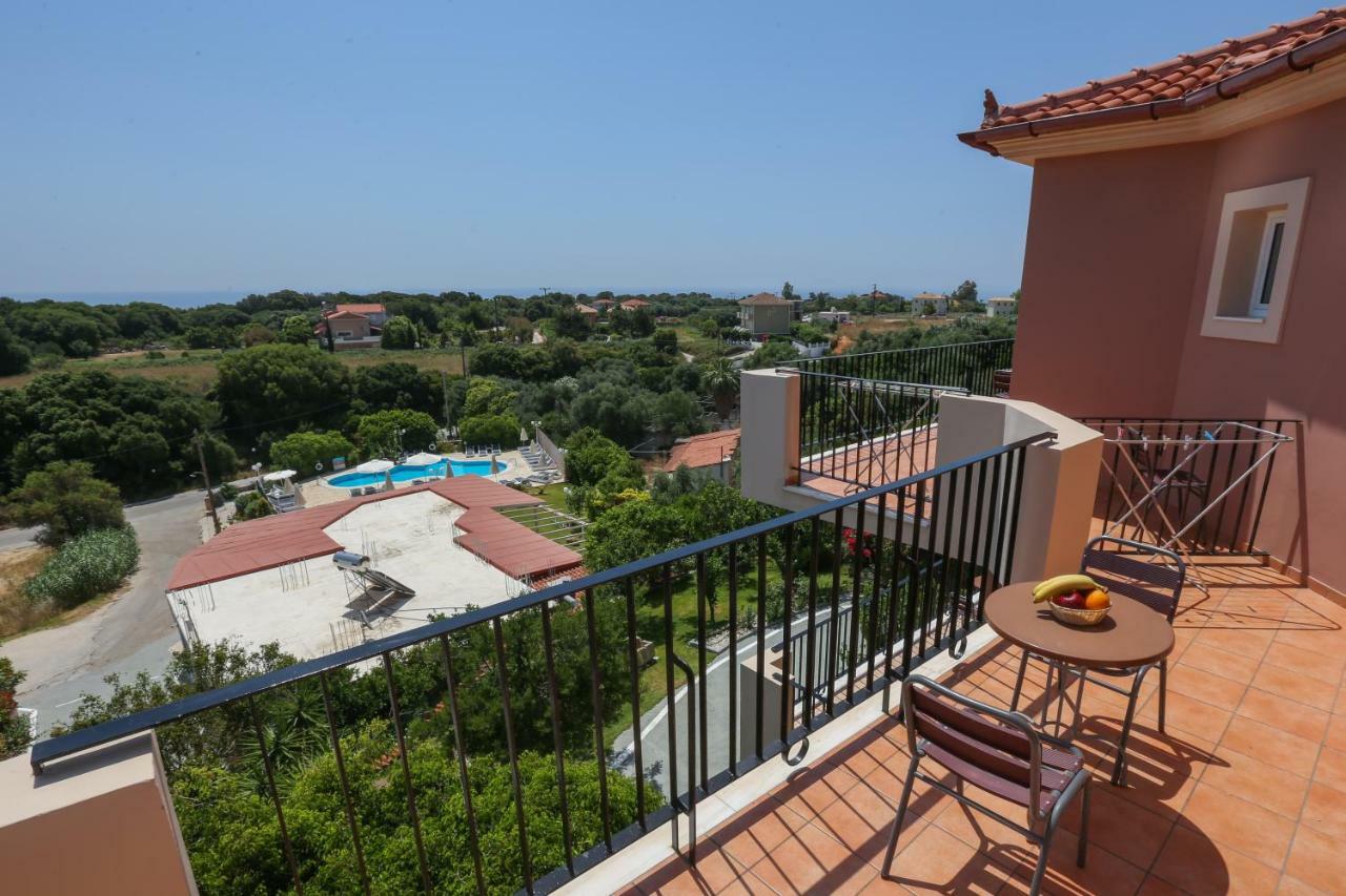 Pelagos Apartments Skala  エクステリア 写真